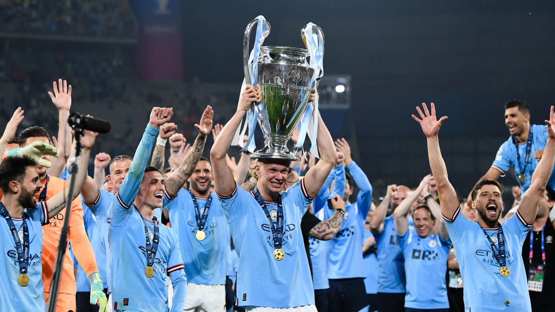 及调节费政 及调节费政